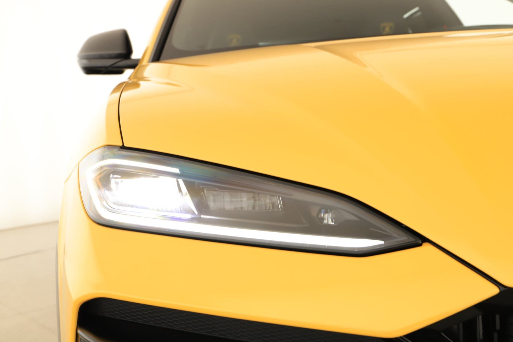 2026 Lamborghini Urus SE - Photo 36