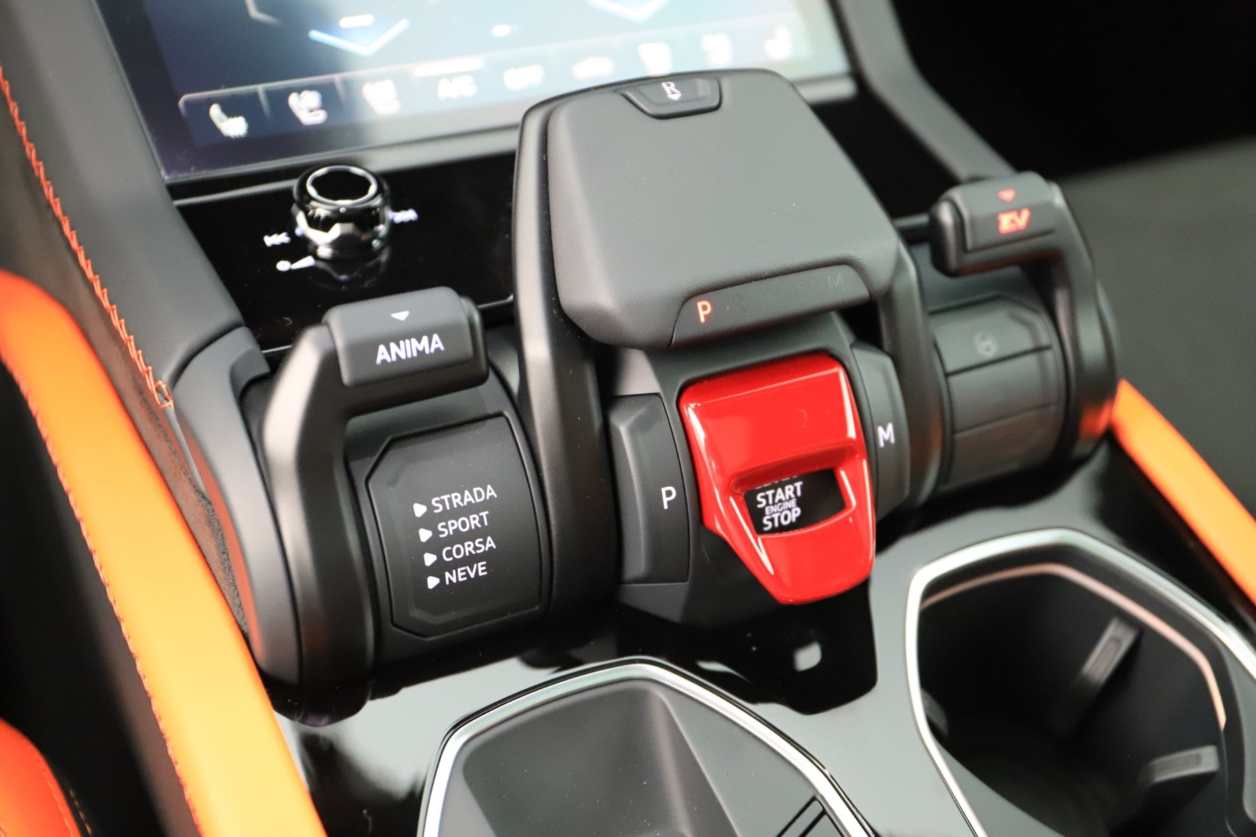 2026 Lamborghini Urus SE - Photo 22