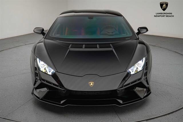 2024 Lamborghini Huracan Tecnica photo 3