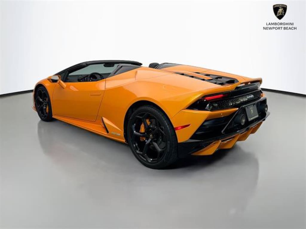 Used 2023 Lamborghini Huracan EVO Spyder