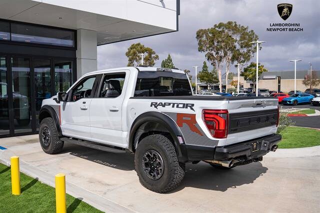 2025 Ford F-150 Raptor photo 4