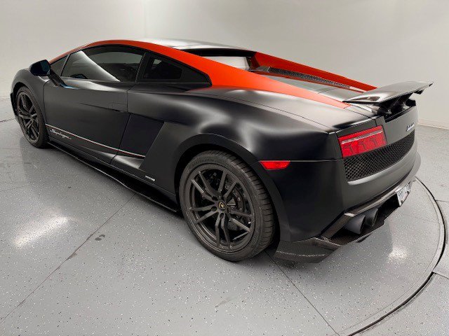 2013 Lamborghini Gallardo LP 570-4 Superleggera photo 2