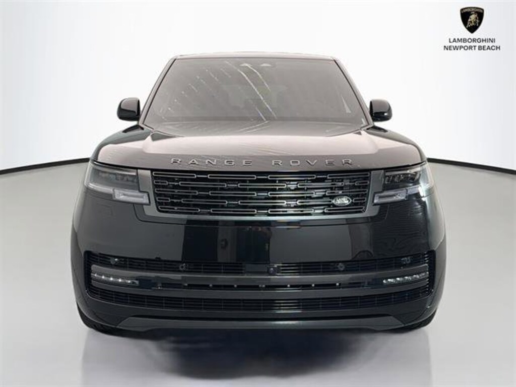 Used 2025 Land Rover Range Rover P400 SE SUV