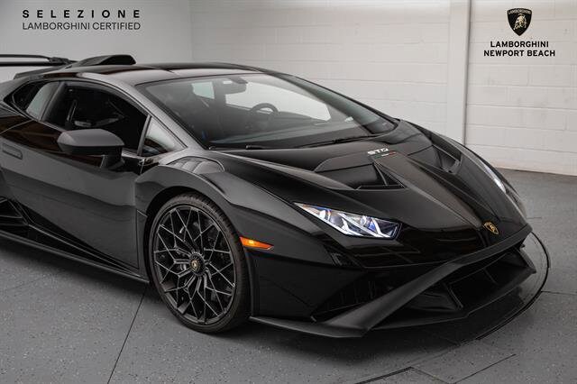 2022 Lamborghini Huracan STO photo 2