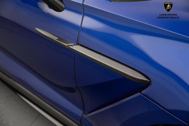 2023 Aston Martin DBX DBX707 photo 3