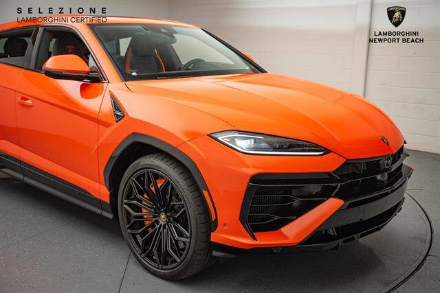 2025 Lamborghini Urus SE photo 2