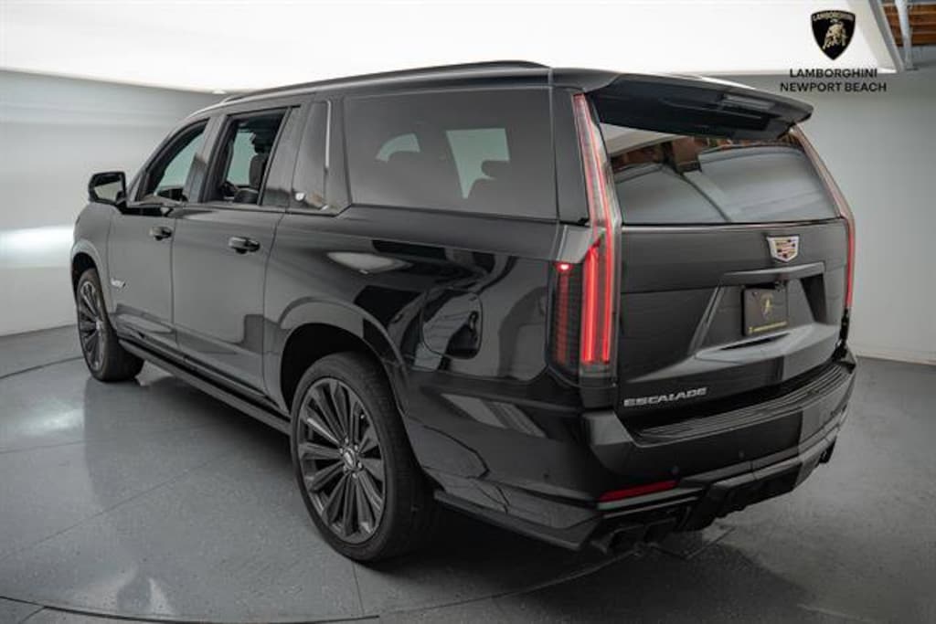 Used 2025 CADILLAC Escalade ESV V-Series SUV