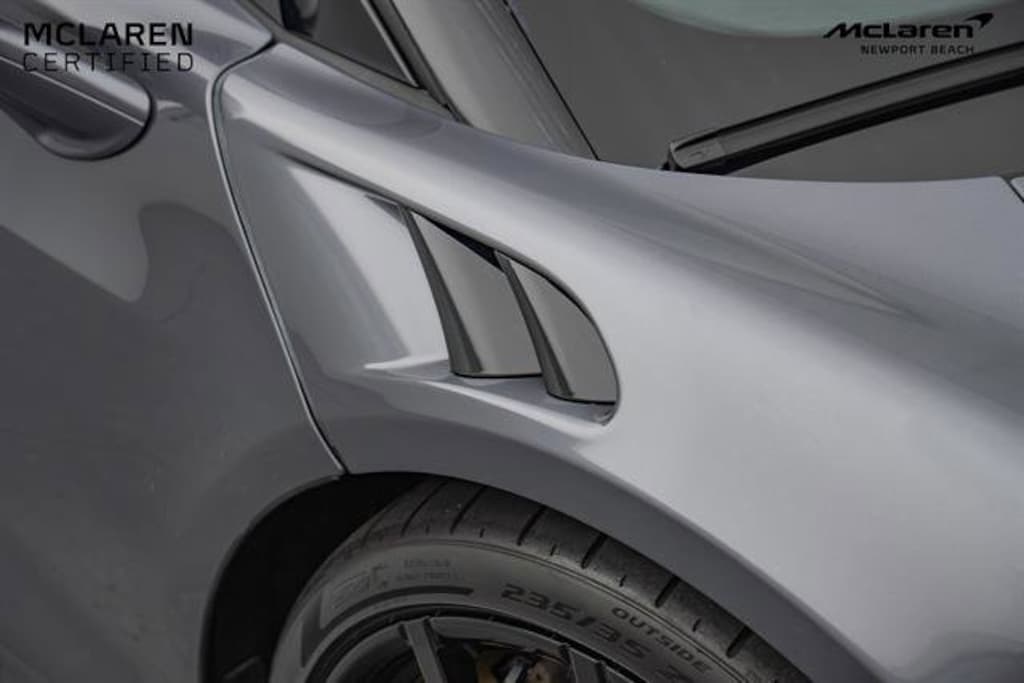 Certified 2025 McLaren Artura Coupe