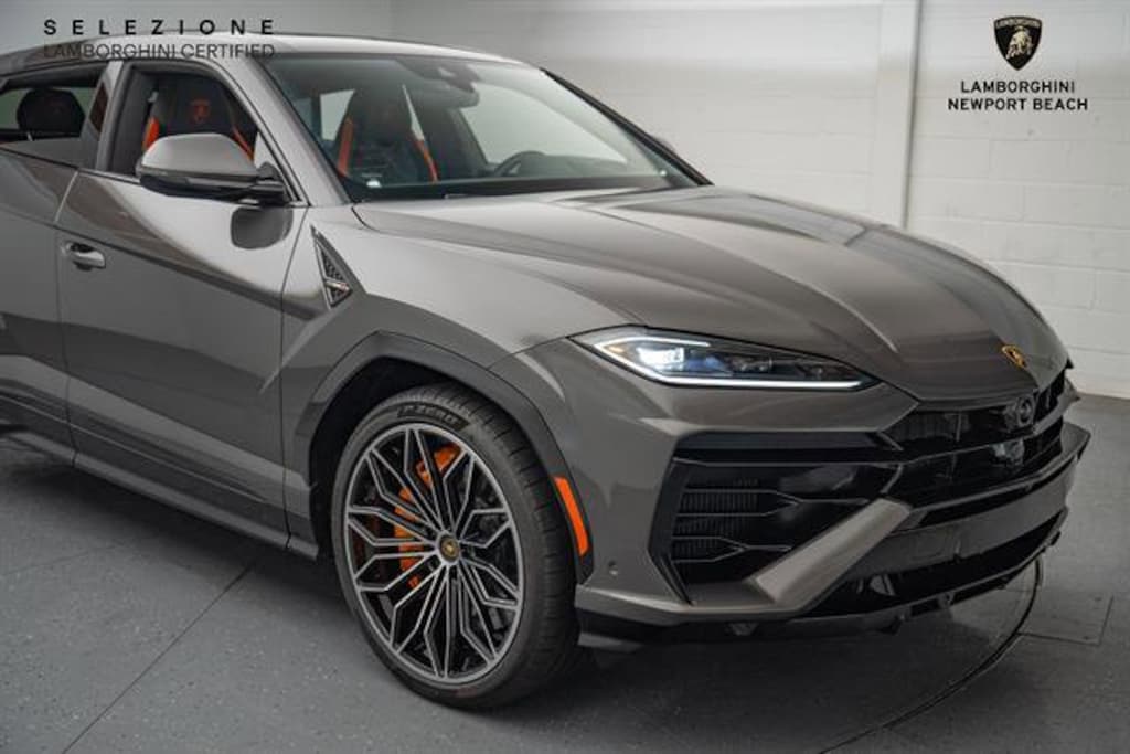 Certified 2025 Lamborghini Urus SE SUV