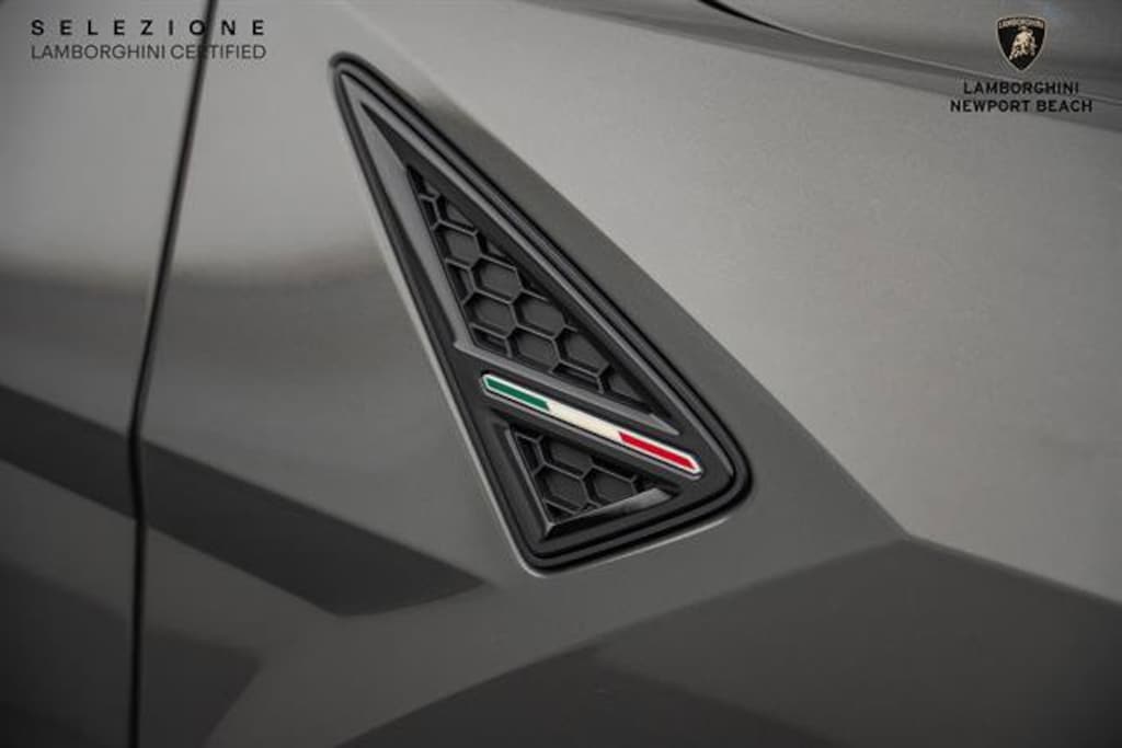 Certified 2022 Lamborghini Urus SUV
