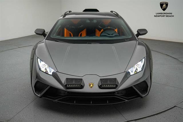 2024 Lamborghini Huracan Sterrato Coupe photo 3