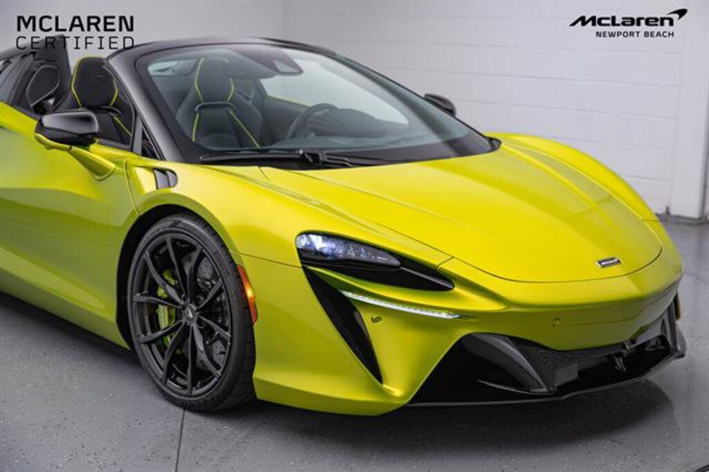 Certified 2025 McLaren Artura TechLux Coupe