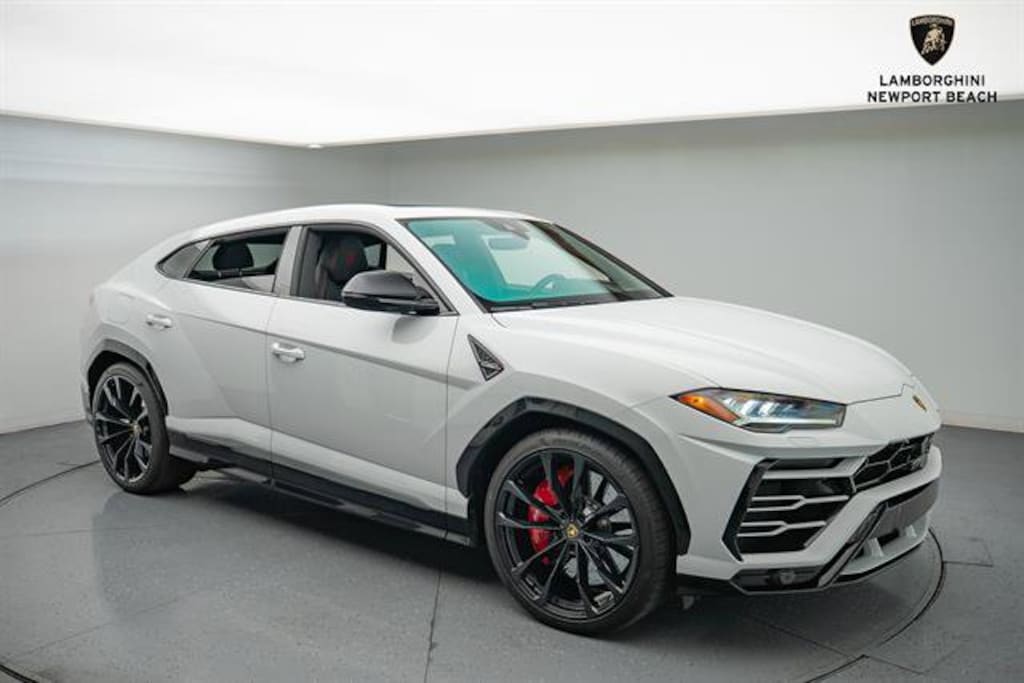 Used 2021 Lamborghini Urus SUV