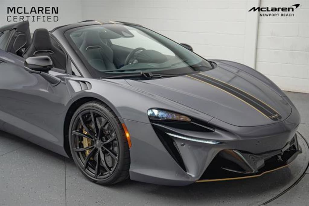 Certified 2025 McLaren Artura Coupe