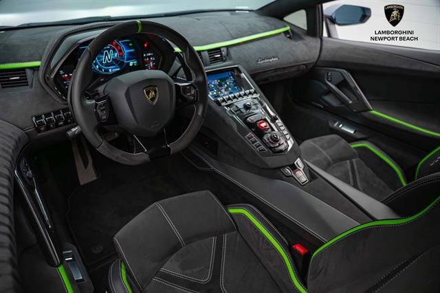 2022 Lamborghini Aventador LP 780-4 Ultimae Coupe photo 2