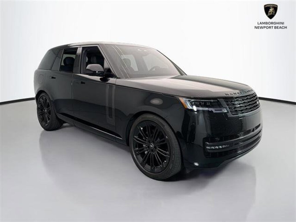 Used 2025 Land Rover Range Rover P400 SE SUV
