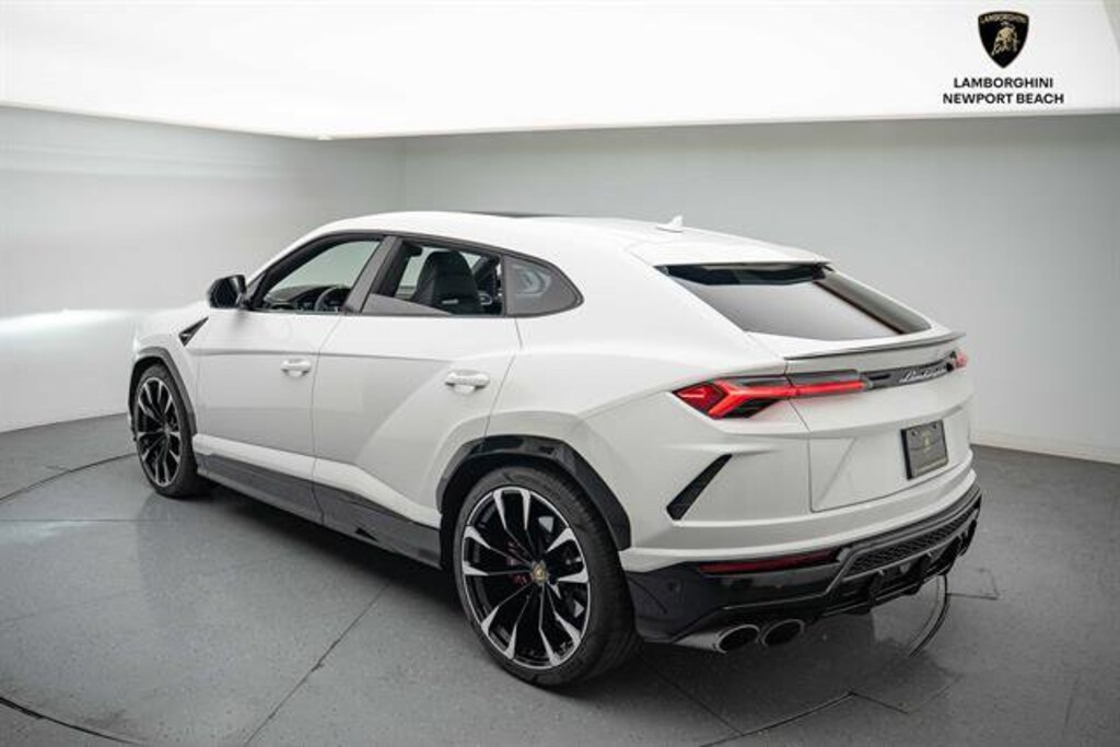 Used 2022 Lamborghini Urus SUV