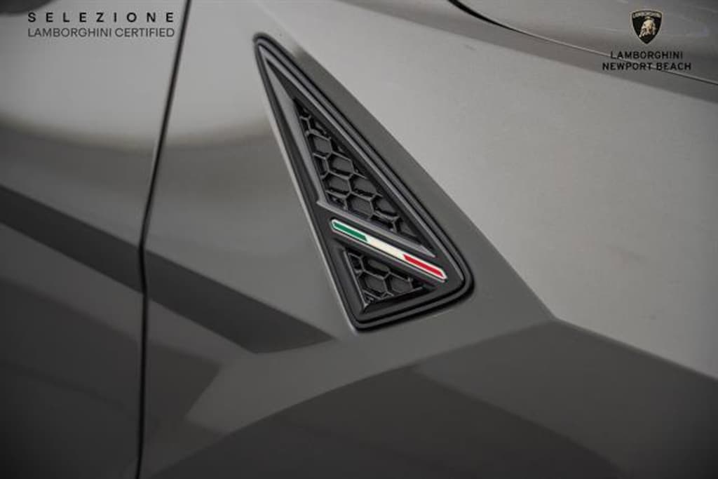 Certified 2021 Lamborghini Urus SUV