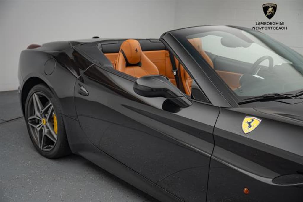 Used 2015 Ferrari California <BLANK> Convertible