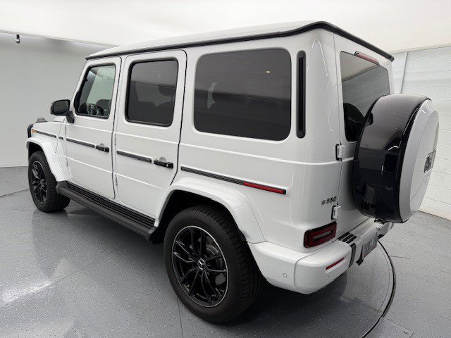 2025 Mercedes Benz G 550 photo 3