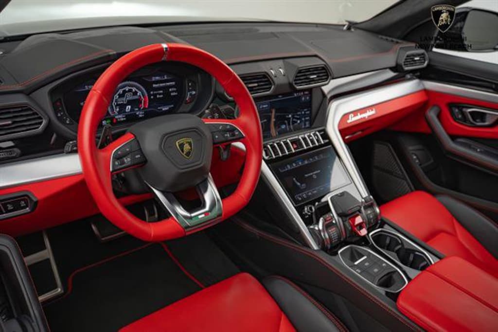 Used 2019 Lamborghini Urus SUV