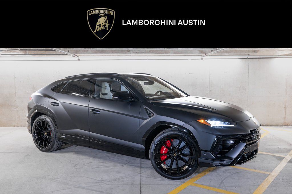 2024 Lamborghini Urus 4.0 V8 S's photo