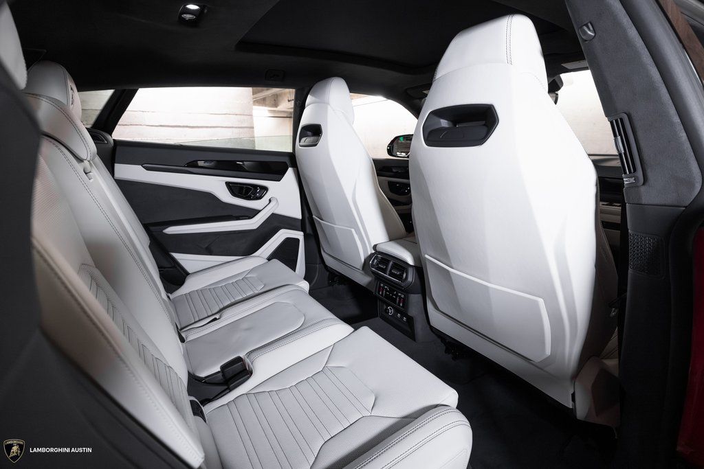 2025 Lamborghini Urus SE - Photo 41