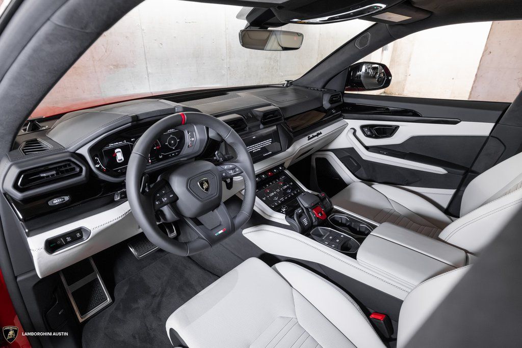 2025 Lamborghini Urus SE - Photo 25