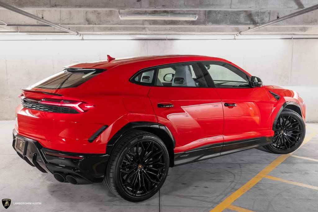 2025 Lamborghini Urus SE - Photo 14