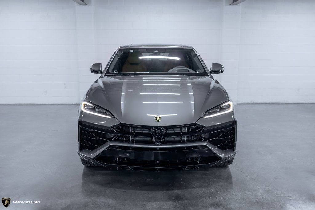 Used 2025 Lamborghini Urus SE SUV