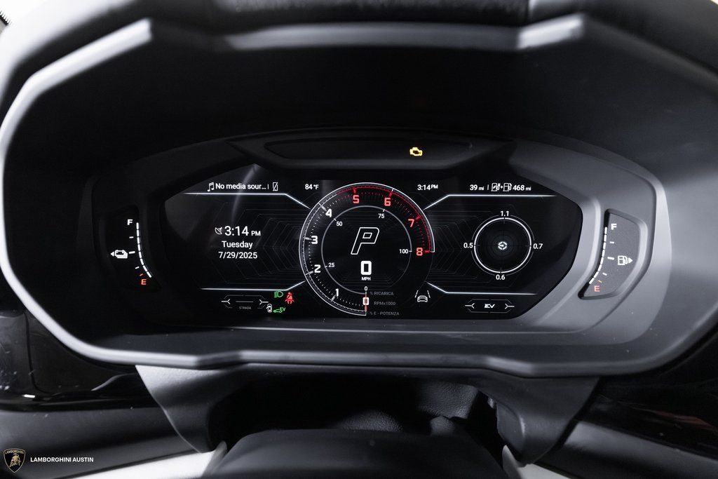 2025 Lamborghini Urus SE - Photo 28