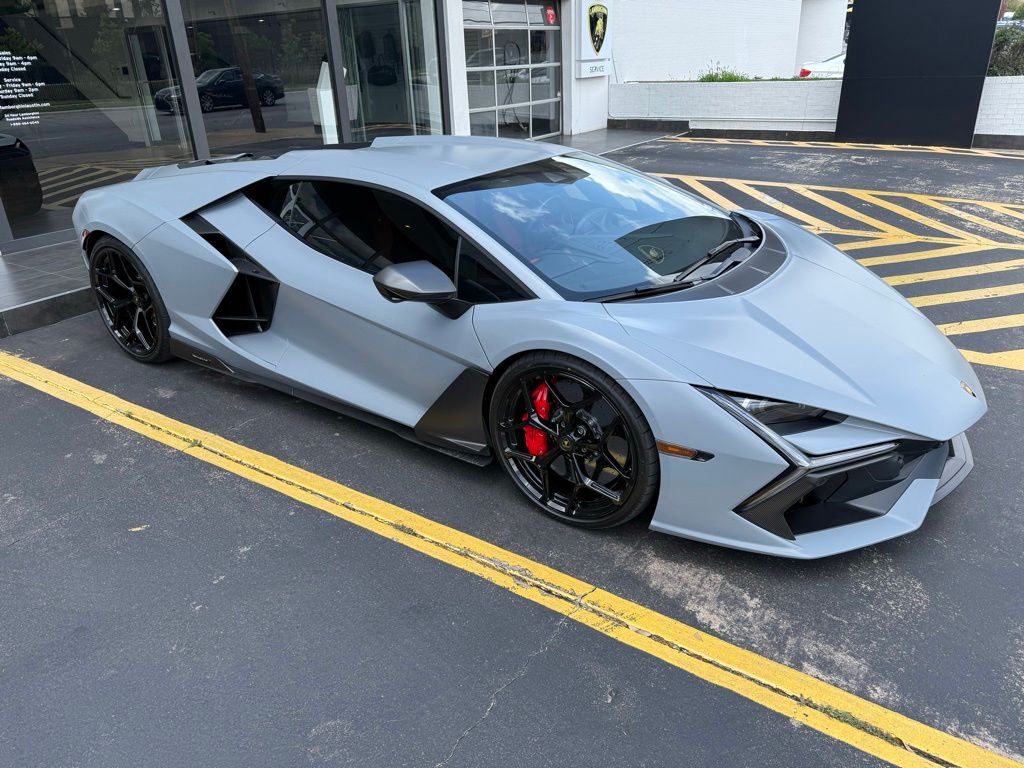 2024 Lamborghini Revuelto 6.5 DCT 4WD's photo