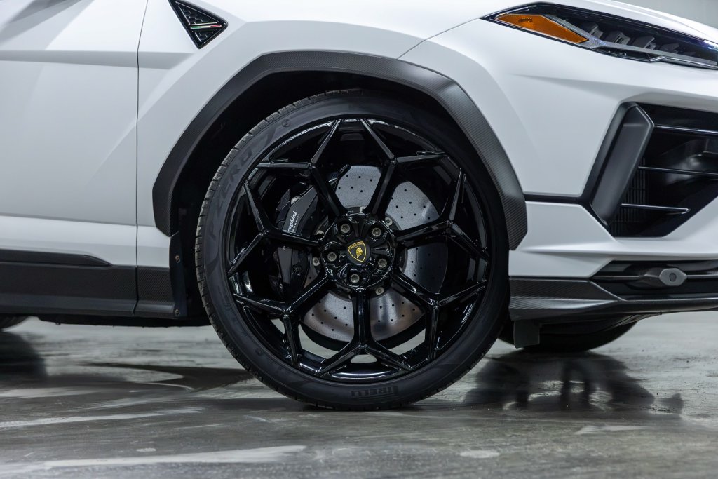 Used 2023 Lamborghini Urus Performante SUV