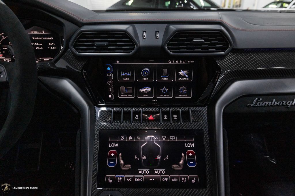 2024 Lamborghini Urus Performante - Photo 52