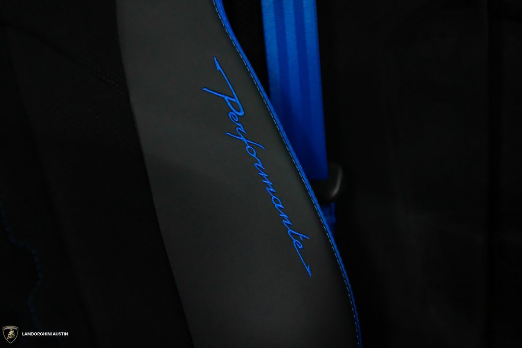 2024 Lamborghini Urus Performante - Photo 28