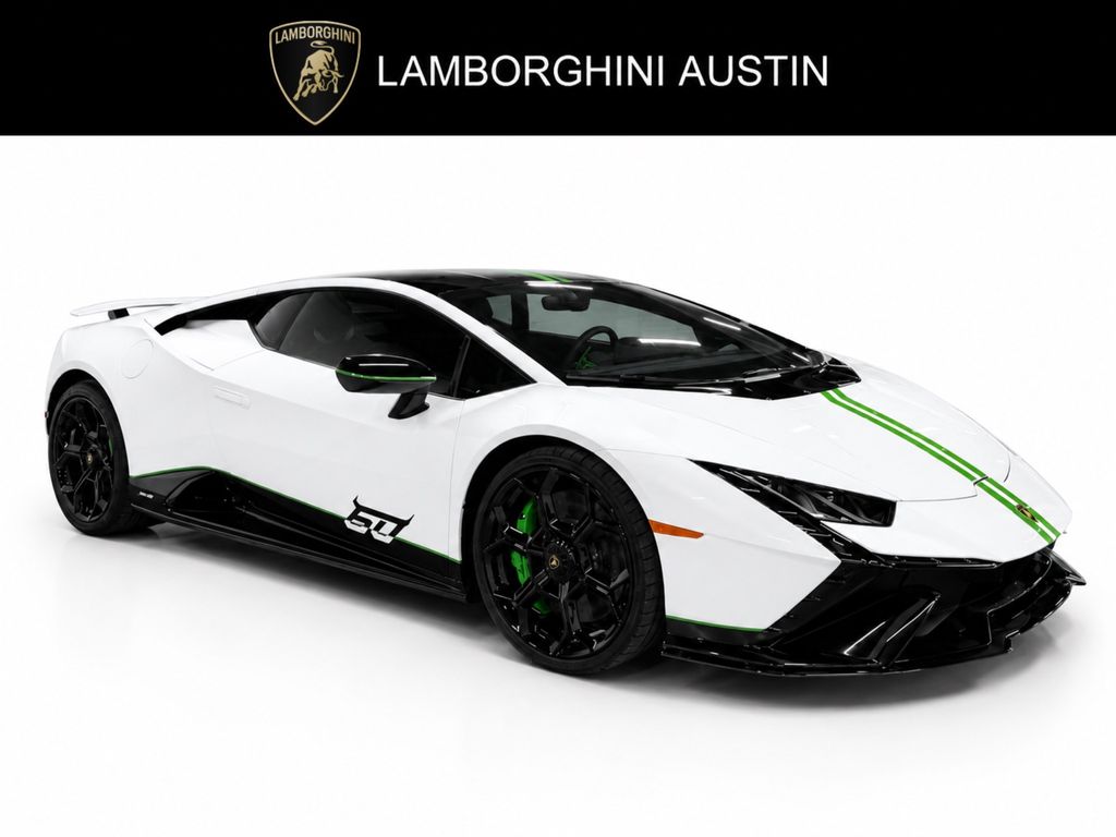2023 Lamborghini Huracan Tecnica's photo