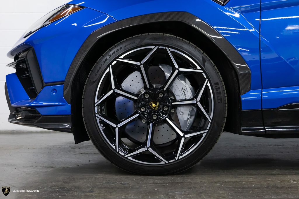 2024 Lamborghini Urus Performante - Photo 6