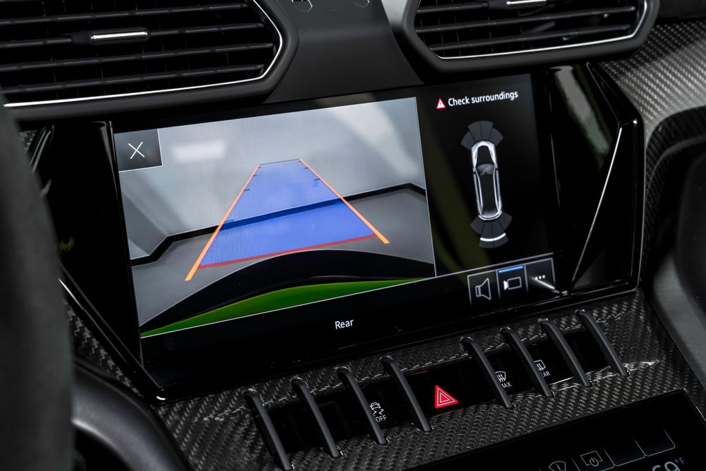 2024 Lamborghini Urus Performante - Photo 27