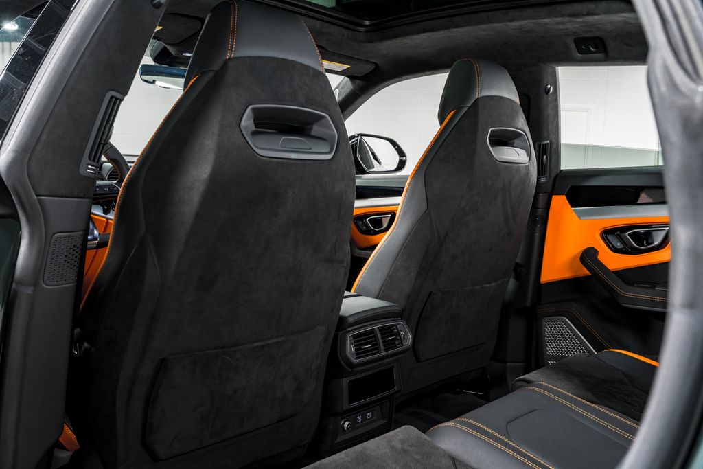 2023 Lamborghini Urus S - Photo 32