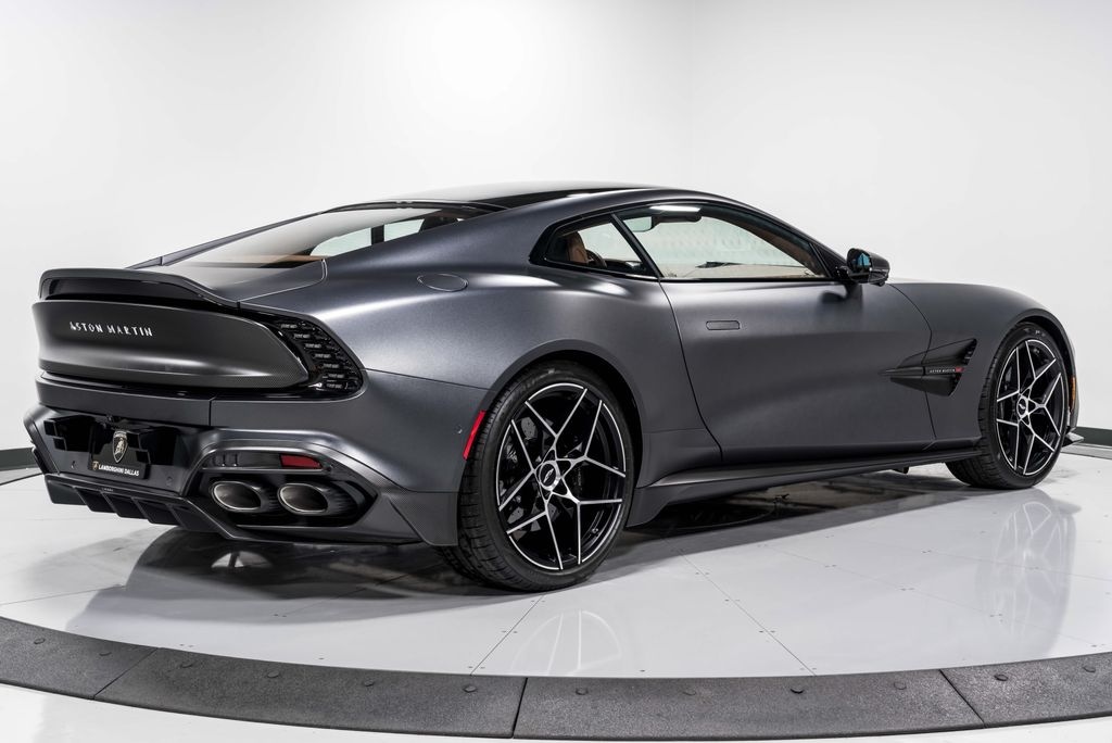 Used 2025 Aston Martin Vanquish V12 Coupe