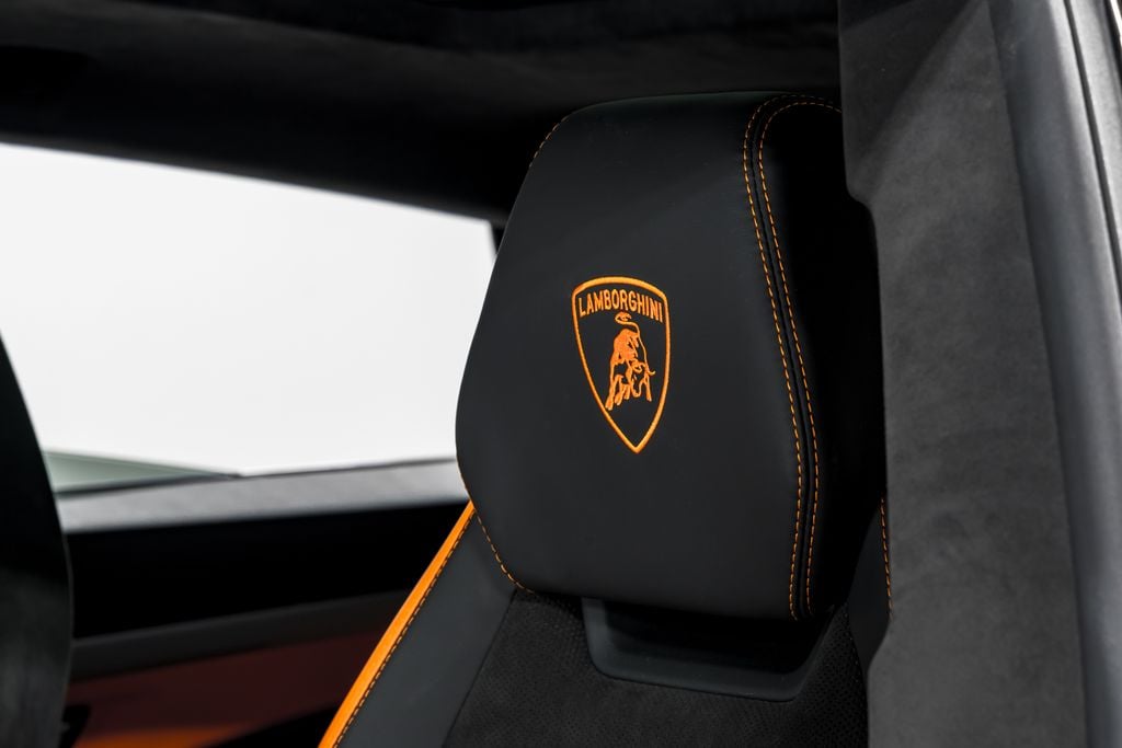 2023 Lamborghini Urus S - Photo 21