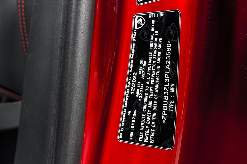 used 2023 Lamborghini Urus car, priced at $248,999