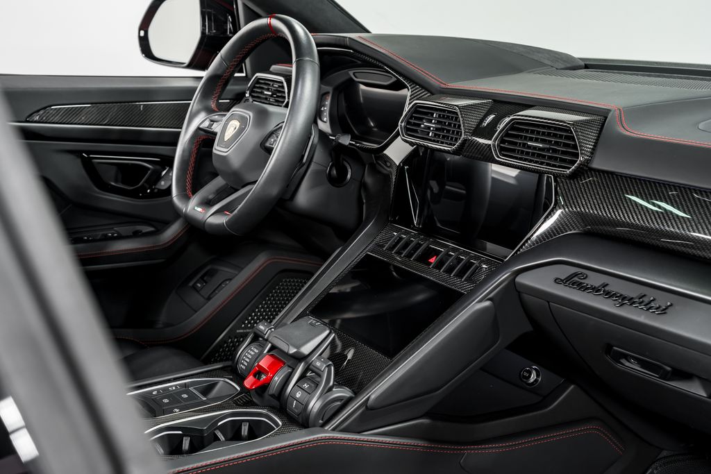 2023 Lamborghini Urus S - Photo 36