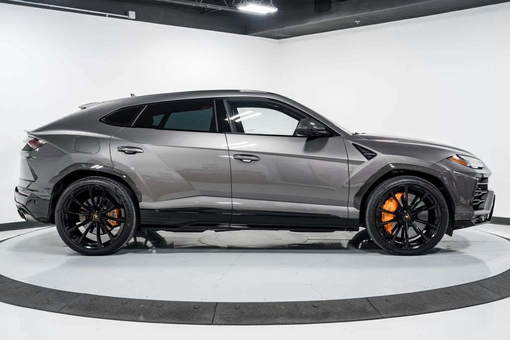 Used 2022 Lamborghini Urus SUV