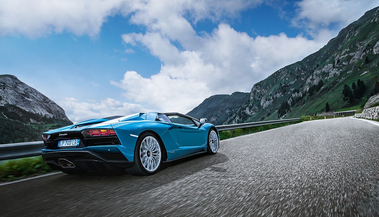 Lamborghini Aventador S Roadster LP 740-4 near Dallas TX | Richardson