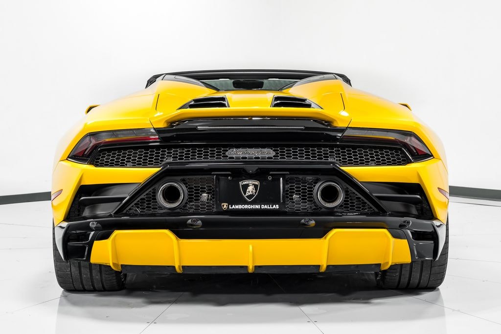 Used 2022 Lamborghini Huracan EVO Spyder RWD Convertible