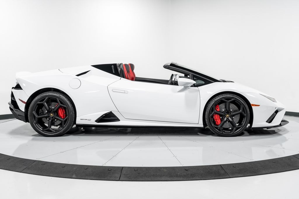 Used 2023 Lamborghini Huracan EVO Spyder RWD Convertible