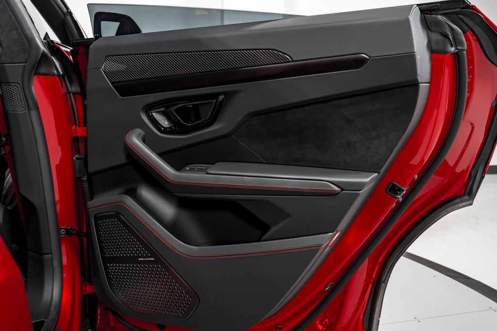 2023 Lamborghini Urus S - Photo 35