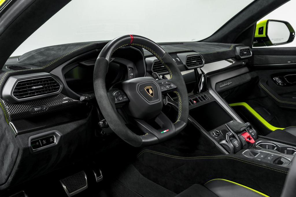 2024 Lamborghini Urus Performante - Photo 12