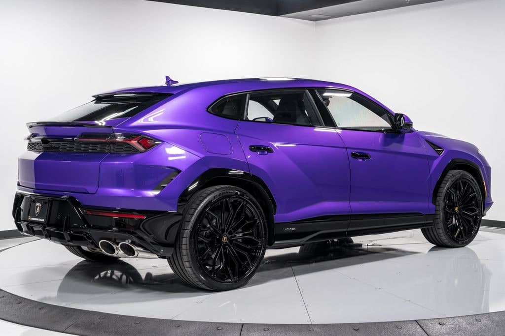 Used 2025 Lamborghini Urus SE SUV